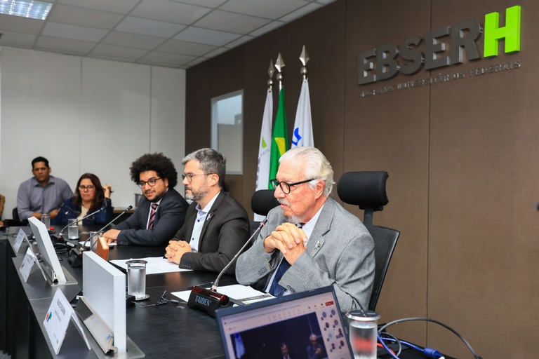 04072025 ebserh lançamento revista conjur (10).jpg