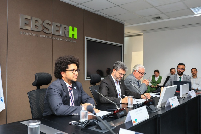 04072025 ebserh lançamento revista conjur (12).jpg