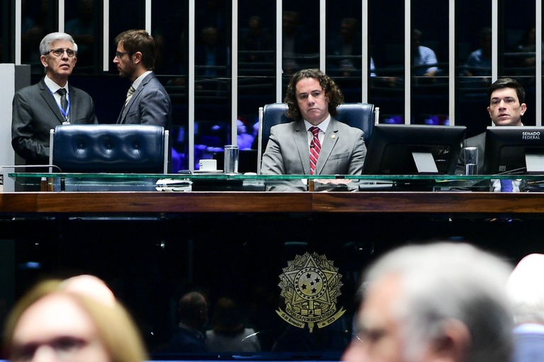 02072024 aprovação pl senado saúde 7.jpg