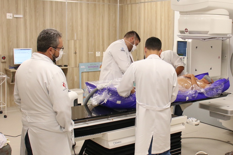 04022022 tratamento câncer hc-ufu.jpg