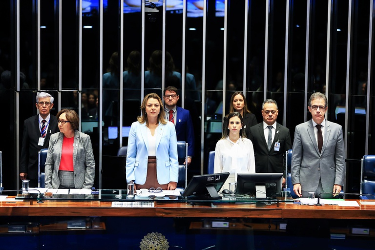 17-09-25 Senado-1009.jpg