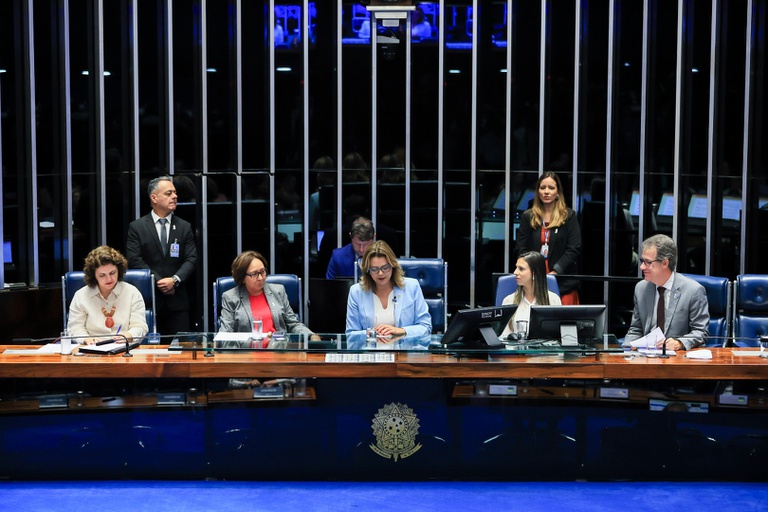 17-09-25 Senado-1054.jpg