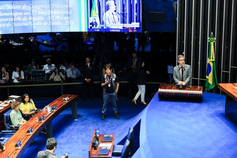 17-09-25 Senado-1063.jpg