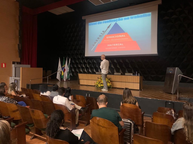 07102022 simpósio hotelaria (5).jpg