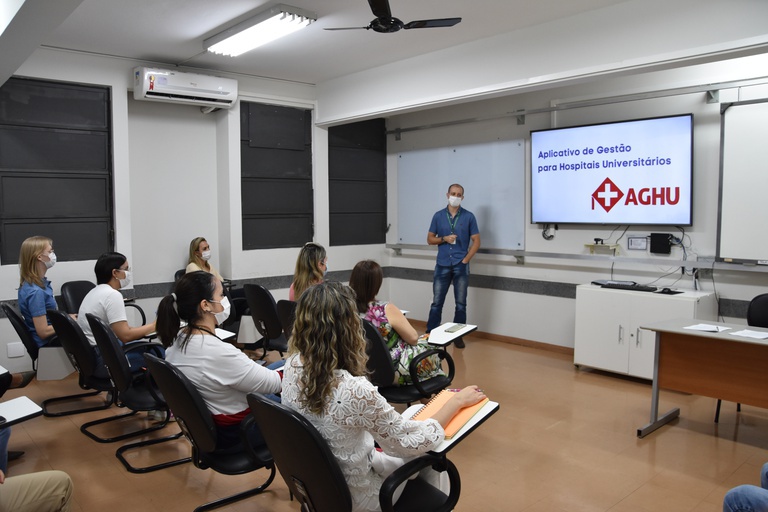 02052022 contrato gestão hc-uftm (1).jpeg