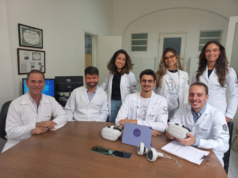 05032024 ebserh hugg-unirio realidade virtual 3.jpeg