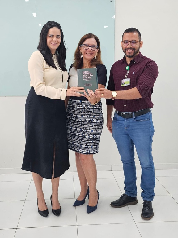 À Superintendente do HUAB-UFRN, Maria Claudia Medeiros Dantas de Rubim Costa.jpeg