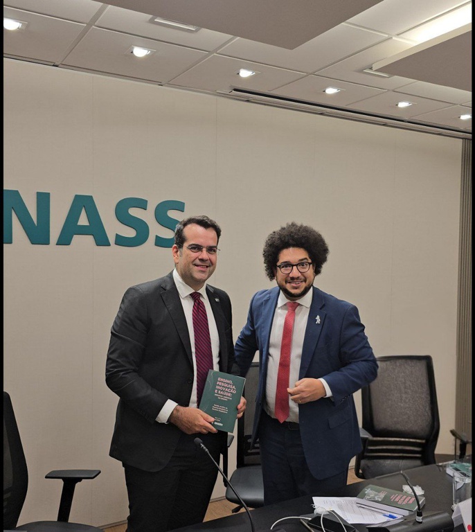 Ao Diretor do Departamento de Inteligência Jurídica e Inovação da AGU, Dr. Claudio Salvino Braga.jpg