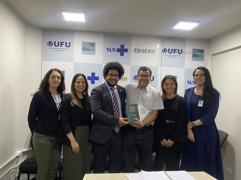 Ao Superintendente do HC-UFU, André Luiz de Oliveira.jpg