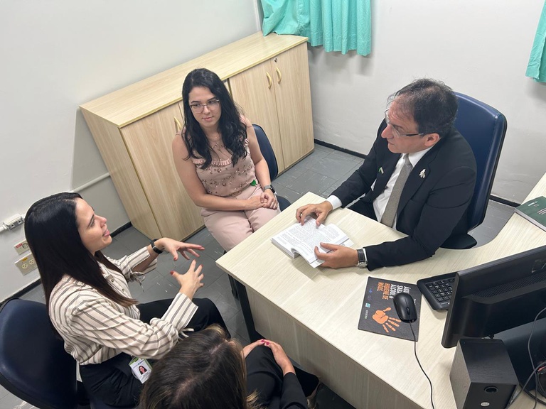 Ao Superintendente do HC-UFU, Marcus Vinícius de Pádua Netto 3.jpeg