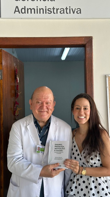 Ao Superintendente do HUCAM, Lauro Monteiro Vasconcellos Filho 2.jpeg