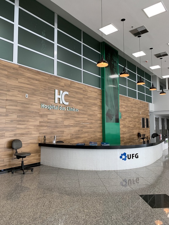 Foto - Hall de entrada do novo prédio do HC-UFG.jpg
