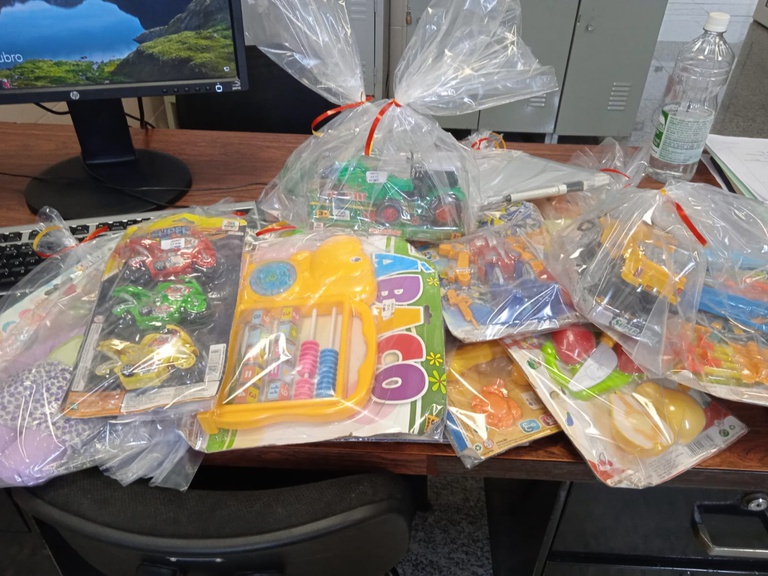 Brinquedos para as crianças.jpeg