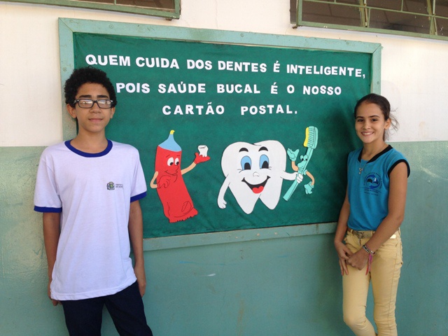 foto-mural-consultorioodontologicoitinerante-hc-ufgjpg