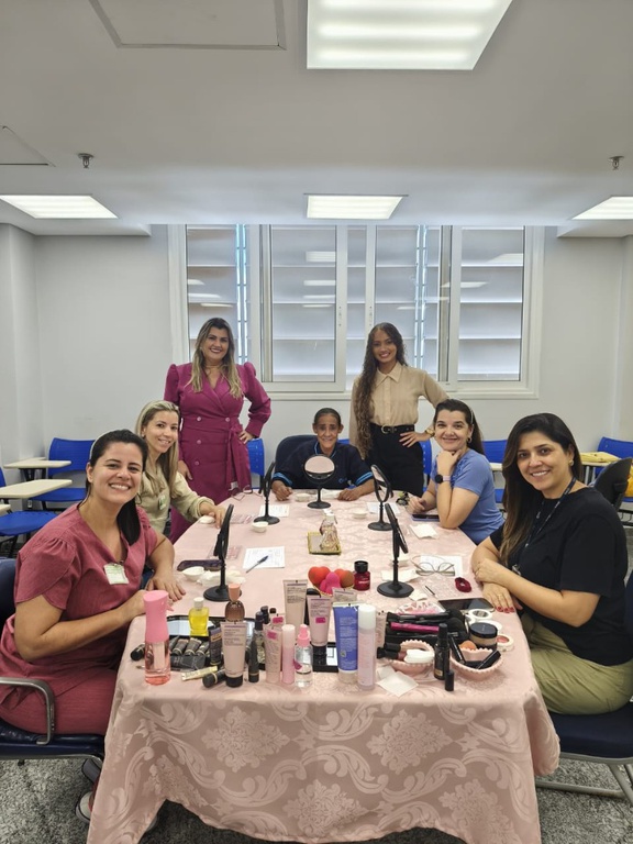 Sessão de automaquiagem - UDP - Dia das Mães.jpeg