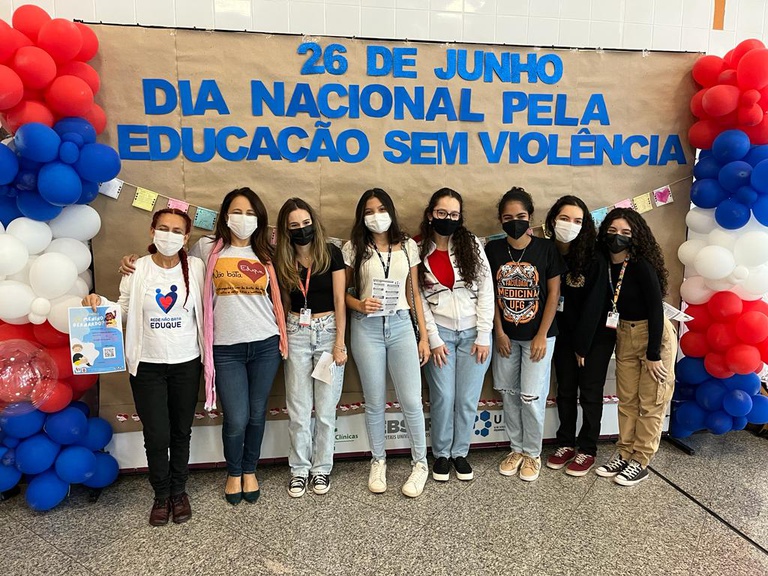 Abertura - Campanha Educação sem violência - Liga de Pediatria.jpeg