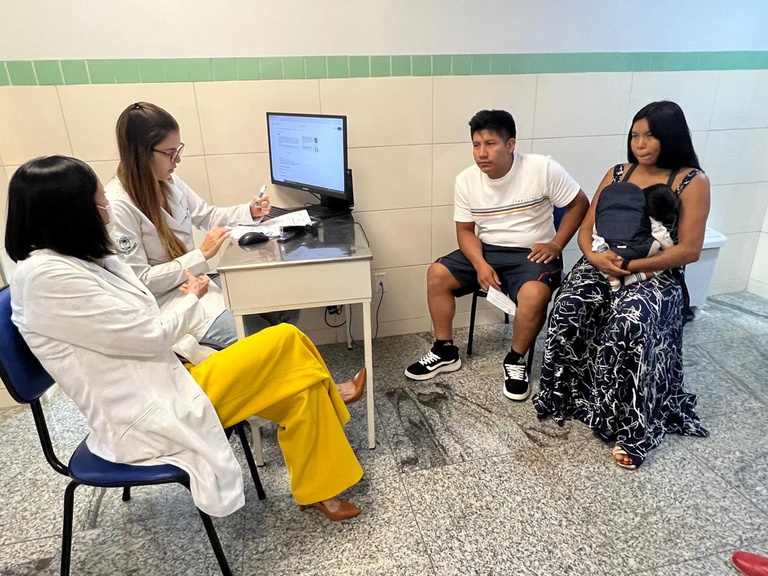 Casal de mãe e pai do bebê Welison.jpeg