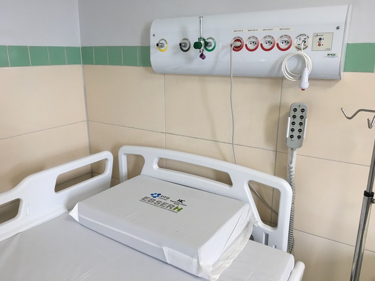 Foto - leito de enfermaria do HC-UFG