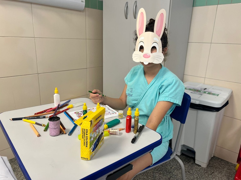 Emily Vitória - foto 02.jpeg