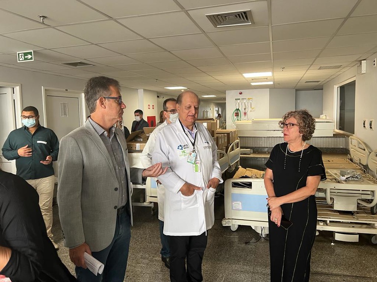 Visita a futura Unidade de Transplantes.jpeg