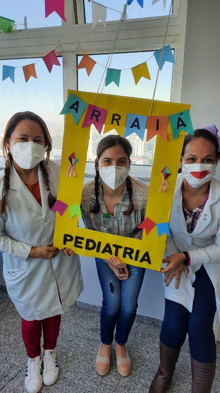 Arraiá na Pediatria - porta-retrato para fotos.jpeg
