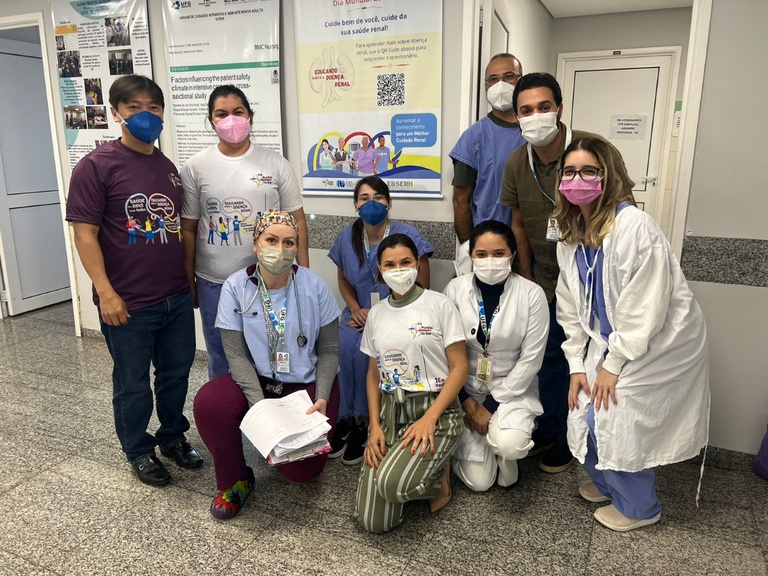 Equipe UTI Adulto - Dia Mundial do Rim.jpg