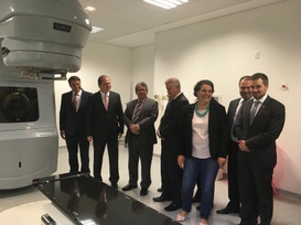 Novo acelerador linear.JPG