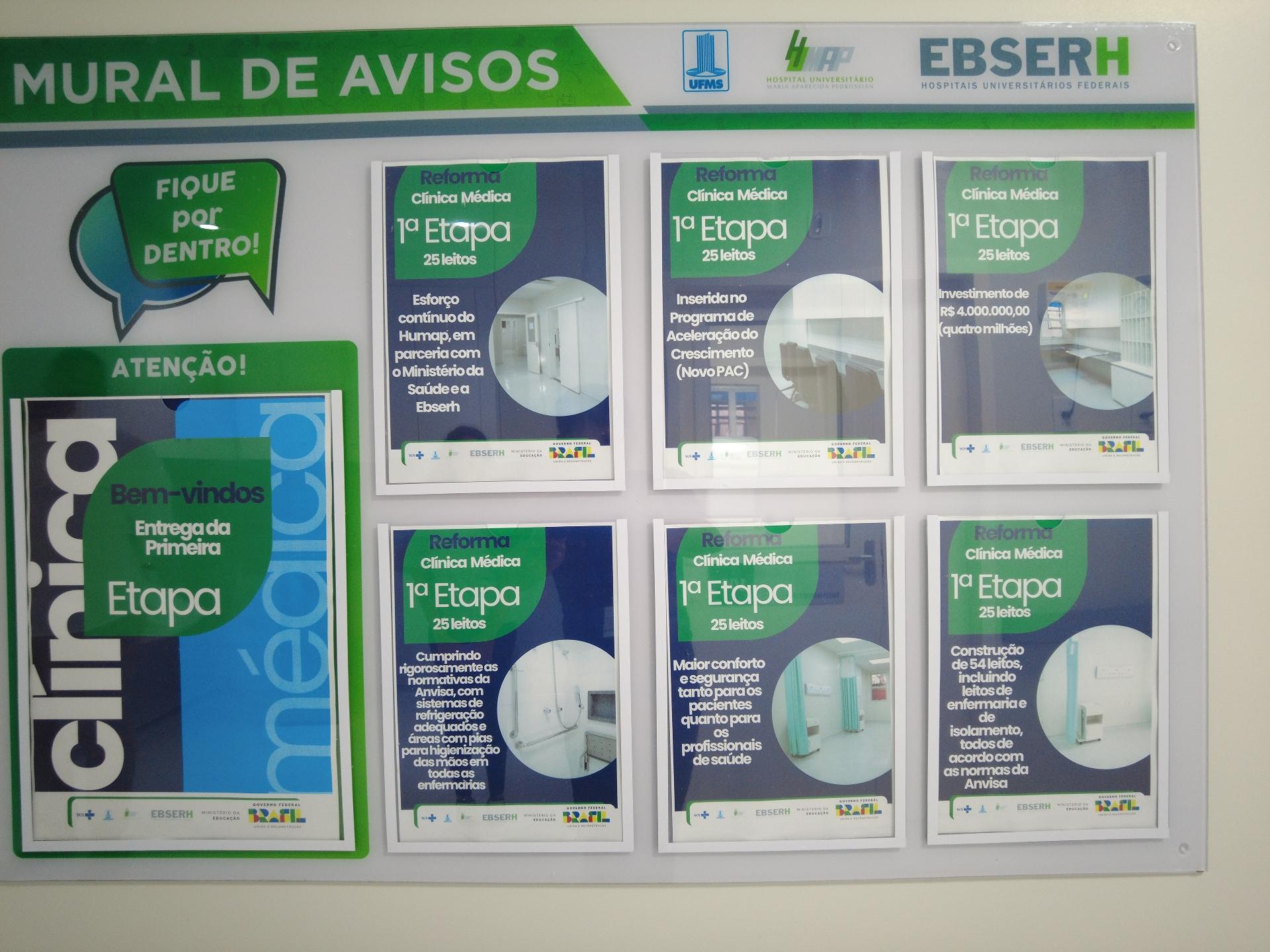 Painel com informações relevantes sobre a obra