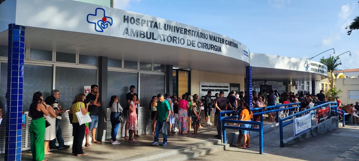 CH-UFC/HU Brasil participa do maior mutirão de saúde pública do país com foco na população idosa