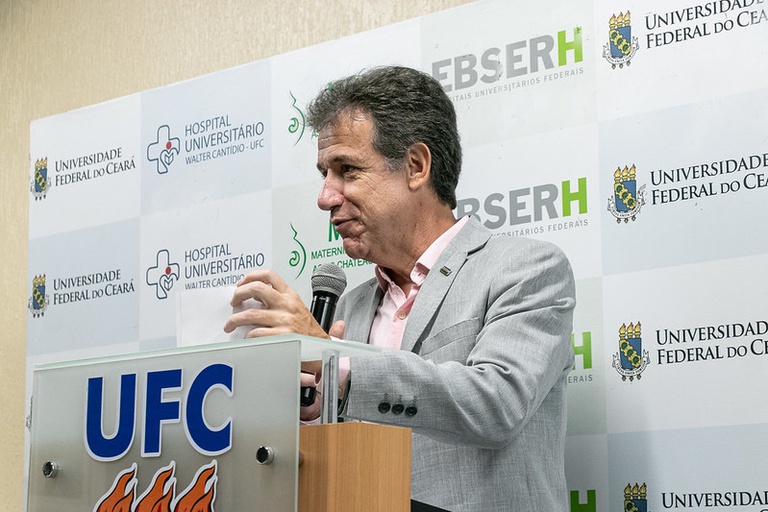 Dr. Arthur Chioro - presidente da Ebserh.jpg