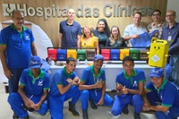 Comunidade hospitalar recebe orientações sobre coleta seletiva durante a Semana do Meio Ambiente no HC-UFPE