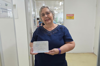 Equipe Multidisciplinar do Ambulatório de Oncologia do HC homenageia a técnica de enfermagem Maristela Falcão