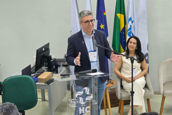 Celebração dos 40 anos da Residência Otorrinolaringologia   - site (7).png