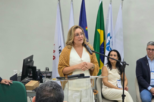 Celebração dos 40 anos da Residência Otorrinolaringologia   - site (8).png