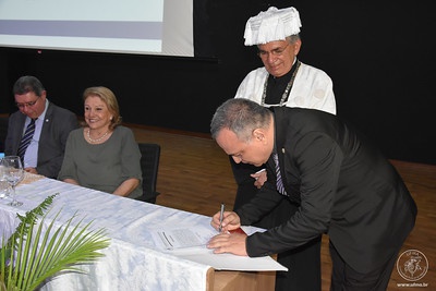 49062494487d72e5ae516wjpg