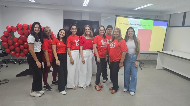 Dezembro vermelho