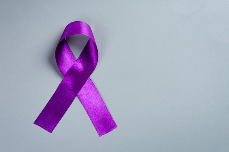janeiro roxo - freepik 01.jpg