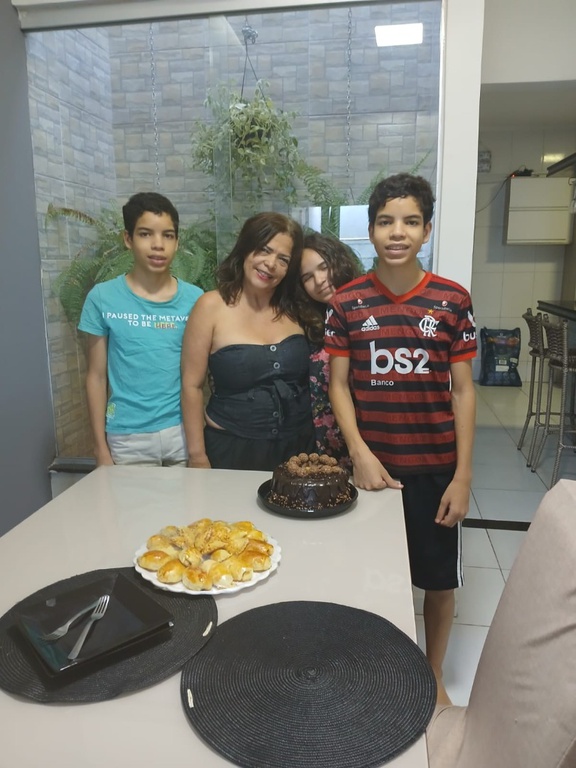 Foto Sileide e filhos- HU-Univasf.jpeg