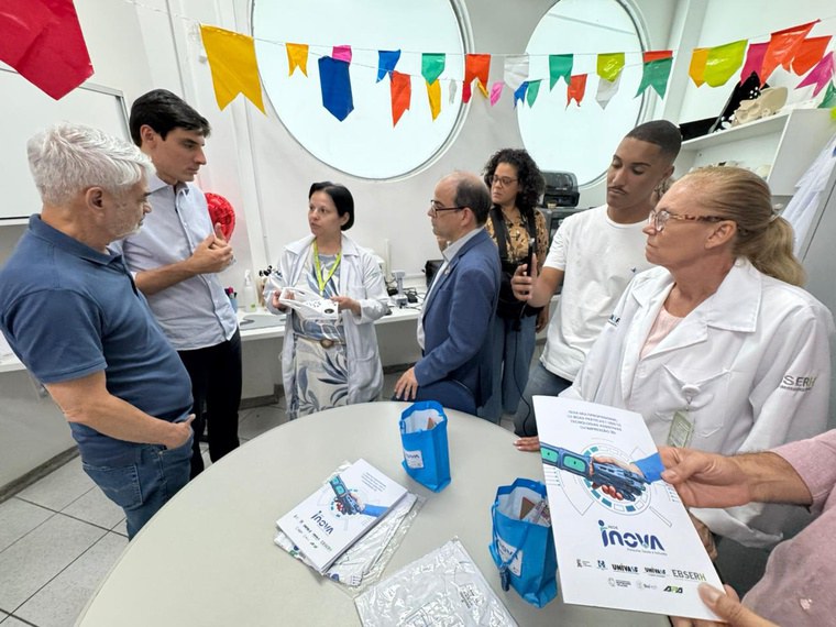 Emendas para inovação tecnológica serão projetadas após visita do senador Humberto Costa ao HU-Univasf