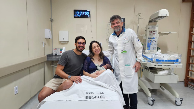 Enfermeira relata experiência de parto no HUAB-UFRN