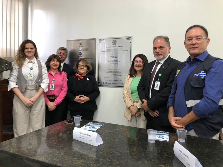 Foto autoridades.jpeg