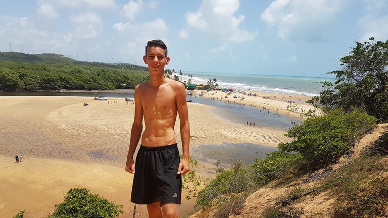 51KG - Arthur Victor.jpg