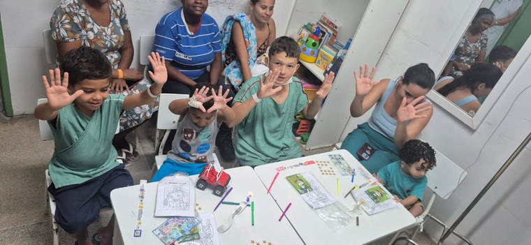 HUAC arrecada brinquedos e materiais educativos para pacientes internados