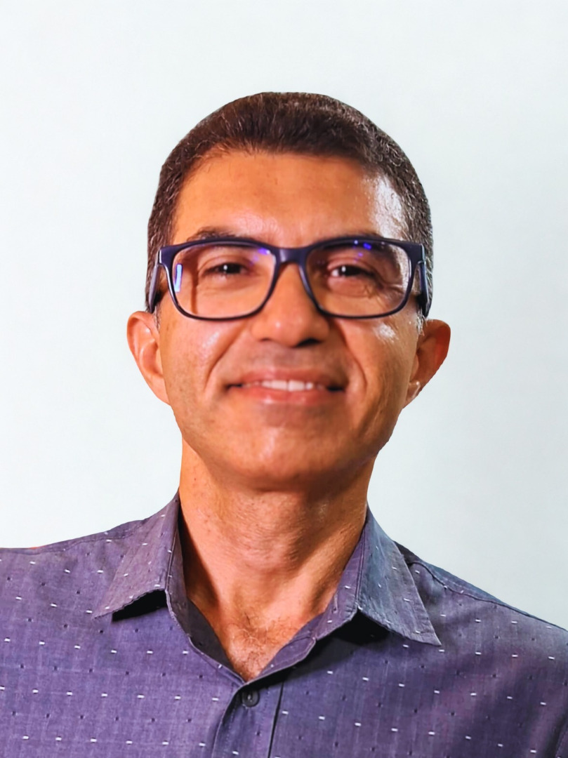 Prof. Ferreira Júnior