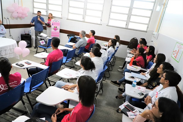 imgoutubrorosa2jpg