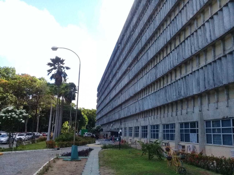 Fachada do HULW-UFPB