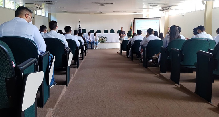 17.08.2022 _ Visita técnica de estudantes de medicina da UFPB ao HULW  (14).jpeg