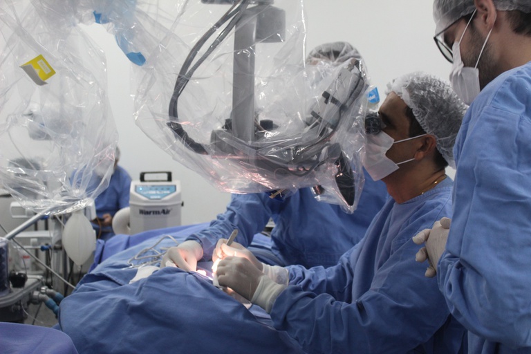 Implante coclear V.JPG