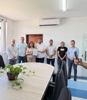 Hospital Universitário Lauro Wanderley realiza doação de veículo à UFPB