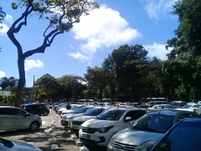 estacionamento-hulw28129jpeg